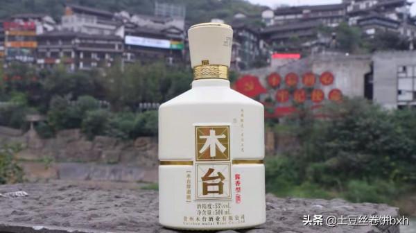 市場上3類白酒,全是香精勾兌酒,有些人卻經常買來喝,你喝過嗎 市場上3類白酒,全是香精勾兌酒,有些人卻經常買來喝,你喝過嗎