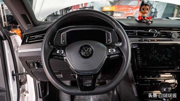 大眾CC改裝變道輔助+ACC+觸控方向盤,顏值和實用性都有了 大眾CC改裝變道輔助+ACC+觸控方向盤,顏值和實用性都有了