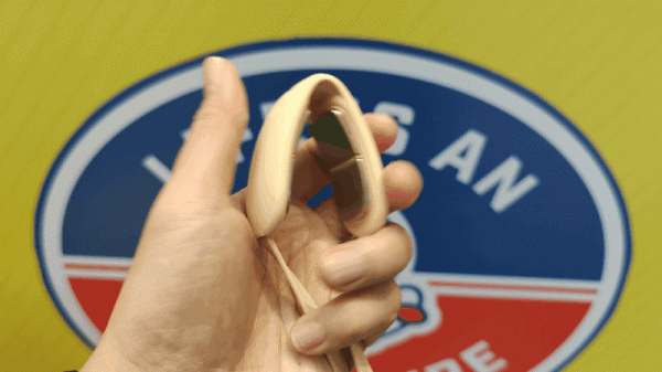 帶按摩的小吊墜,藍芽遙控,僅重110g,網友:用它按摩真的很解壓 帶按摩的小吊墜,藍芽遙控,僅重110g,網友:用它按摩真的很解壓