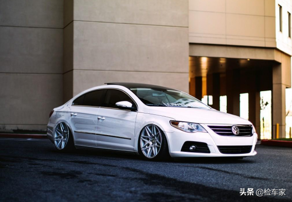 開著寶馬去買一輛9萬的大眾CC?買家直言:再不買就老了 開著寶馬去買一輛9萬的大眾CC?買家直言:再不買就老了