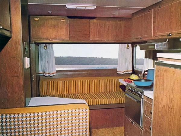 半個世紀前的房車長什麼樣子? 半個世紀前的房車長什麼樣子?