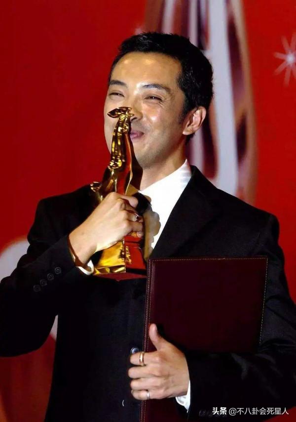 淡泊名利的5位男演員,個個是影帝級別,再窮也不亂接戲 淡泊名利的5位男演員,個個是影帝級別,再窮也不亂接戲