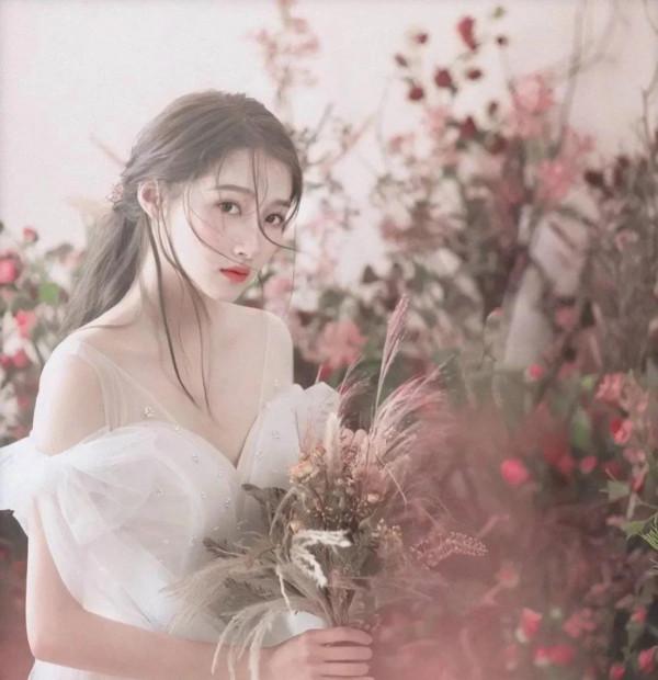 娛樂圈貴族後裔 吳京 關曉彤 那英 關之琳 李宗翰 竟然還有姓愛新覺羅的