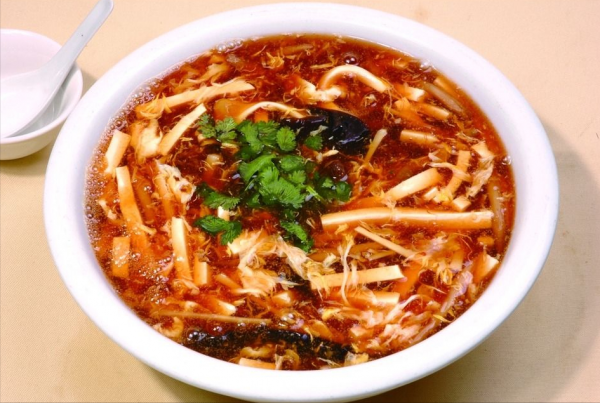 大年初一，教你做碗酸辣湯，寓意紅紅火火，喝完拜年串門都不冷了