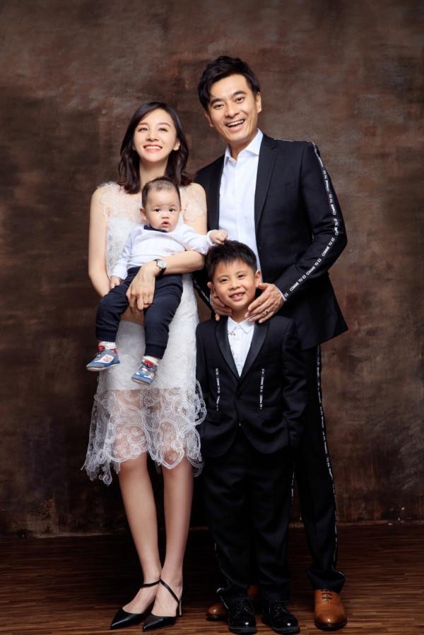 同名不同命的10對明星,有人家庭破碎,有人活成了別人羨慕的樣子 同名不同命的10對明星,有人家庭破碎,有人活成了別人羨慕的樣子