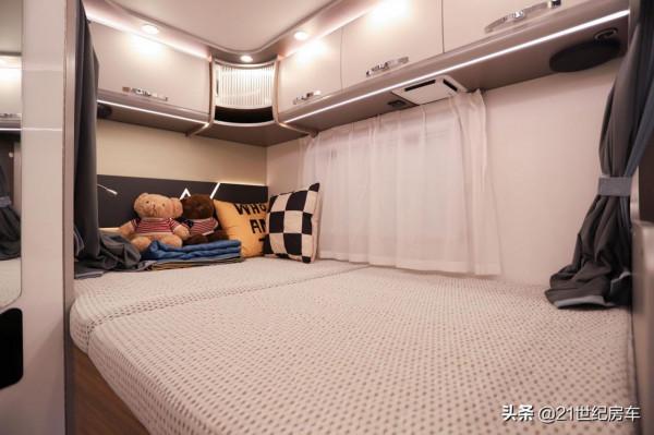 5&period;2T動力配無限用電，帶封閉廚房，實拍五十鈴旅行官輕卡房車