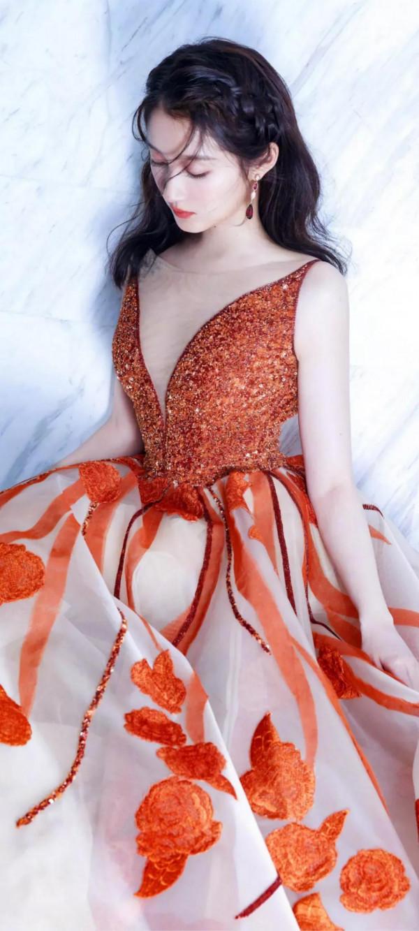 關曉彤 全面屏桌布 關曉彤 全面屏桌布