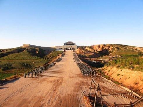 周朝建立後,周天子為何把諸侯封國劃那麼大,卻不自己直接控制? 周朝建立後,周天子為何把諸侯封國劃那麼大,卻不自己直接控制?