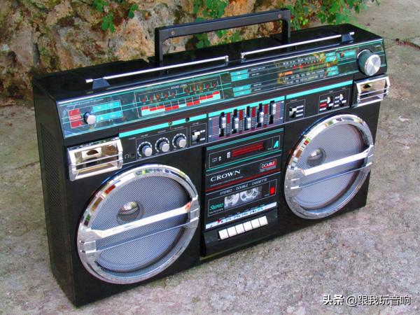 80年代日本進口的 CROWN行動式收音機、錄音機 SZ-5100