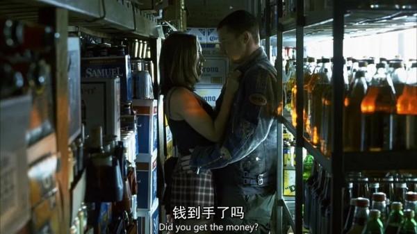 18年前的懸疑片真敢拍，比墳頭蹦迪更刺激