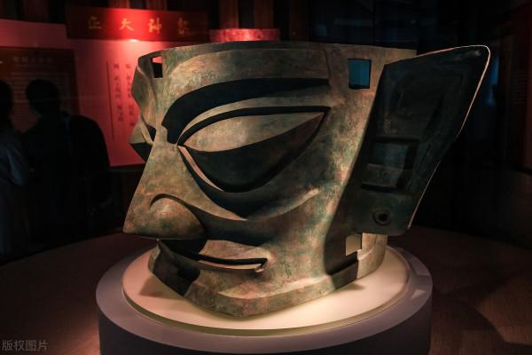 商朝這是發現了什麼,要去討伐古蜀國,從而促使三星堆的形成 商朝這是發現了什麼,要去討伐古蜀國,從而促使三星堆的形成