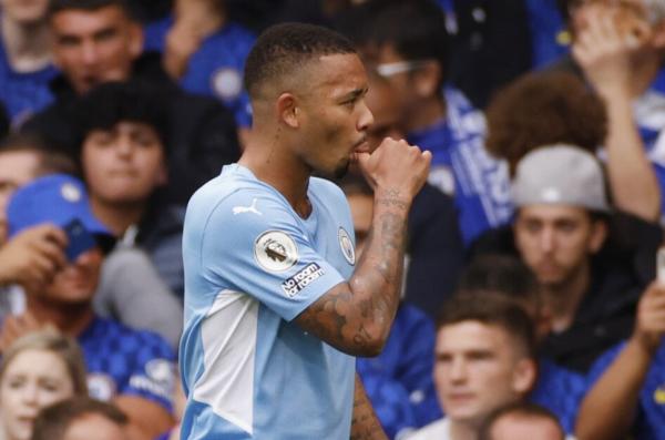 瘋狂一夜!英超3大豪門紛紛翻車,索帥最慘,瓜迪奧拉成為大贏家 瘋狂一夜!英超3大豪門紛紛翻車,索帥最慘,瓜迪奧拉成為大贏家