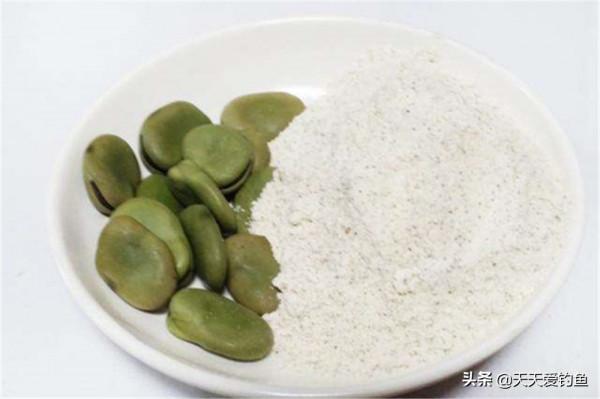 仲秋釣鯽魚，用這種民間特色餌料，只要有魚咬鉤，肯定是大鯽魚