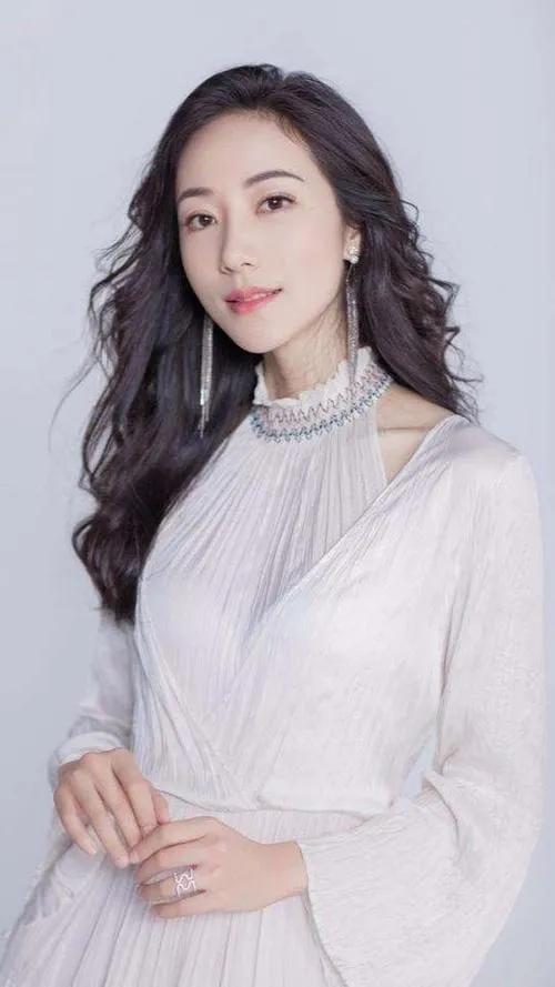 韓雪高畫質圖片