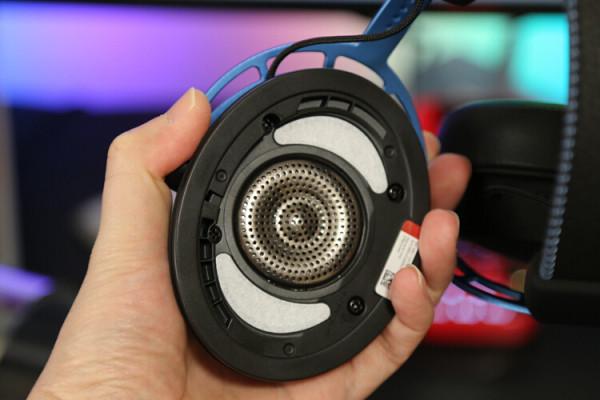 強化低音：極度未知HyperX Cloud Alpha S 7.1聲道耳機開箱