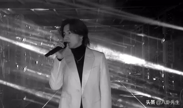 芒果超拼夜:李斯丹妮蘋果肌矚目,胡彥斌圓成球,靳夢佳變網紅臉 芒果超拼夜:李斯丹妮蘋果肌矚目,胡彥斌圓成球,靳夢佳變網紅臉