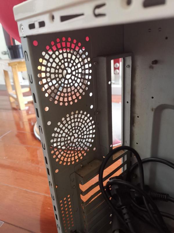 十年前的破電腦還能幹嘛?除了50包郵,你還可以用它搭建NAS 十年前的破電腦還能幹嘛?除了50包郵,你還可以用它搭建NAS