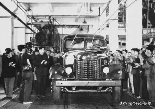 英國檔案解密:蘇聯曾阻撓對華軍售,英首相:隨時恭候中國訂單 英國檔案解密:蘇聯曾阻撓對華軍售,英首相:隨時恭候中國訂單