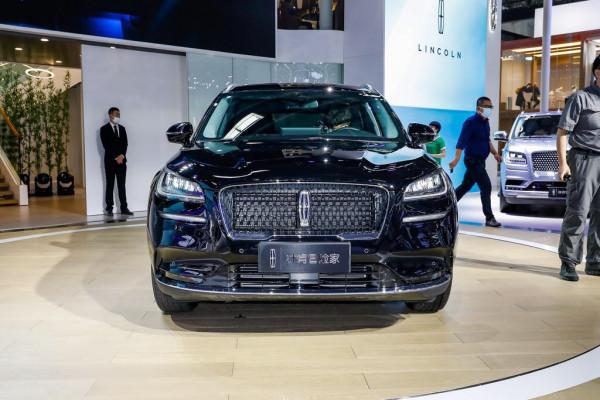 245匹+2.0T+8AT,林肯冒險家一起感受美系豪華,24.68萬起售 245匹+2.0T+8AT,林肯冒險家一起感受美系豪華,24.68萬起售