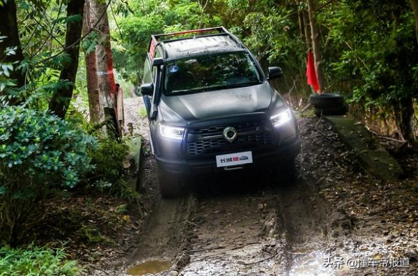 新車|詩和遠方,離著我們又近了一步 場地試駕長城炮珠峰版 新車|詩和遠方,離著我們又近了一步 場地試駕長城炮珠峰版