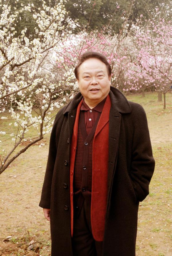 著名歌唱家柳石明：離婚47年無兒女，有一種同事叫&OpenCurlyDoubleQuote;後天親人&rdquo;