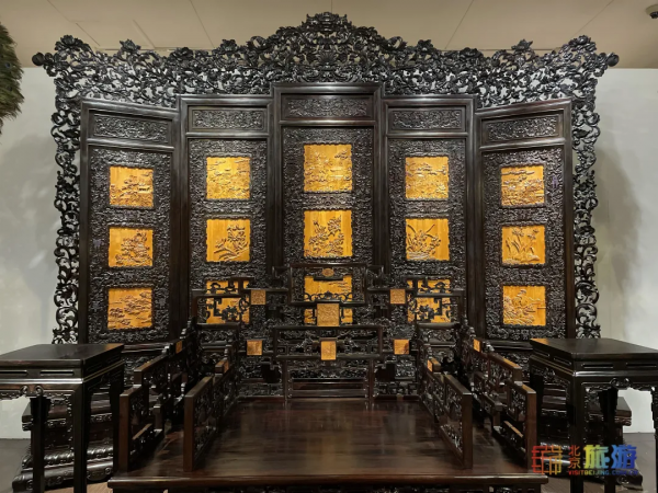 免費參觀!“唐僧”夫人耗資2億打造“小故宮”!太震撼了! 免費參觀!“唐僧”夫人耗資2億打造“小故宮”!太震撼了!