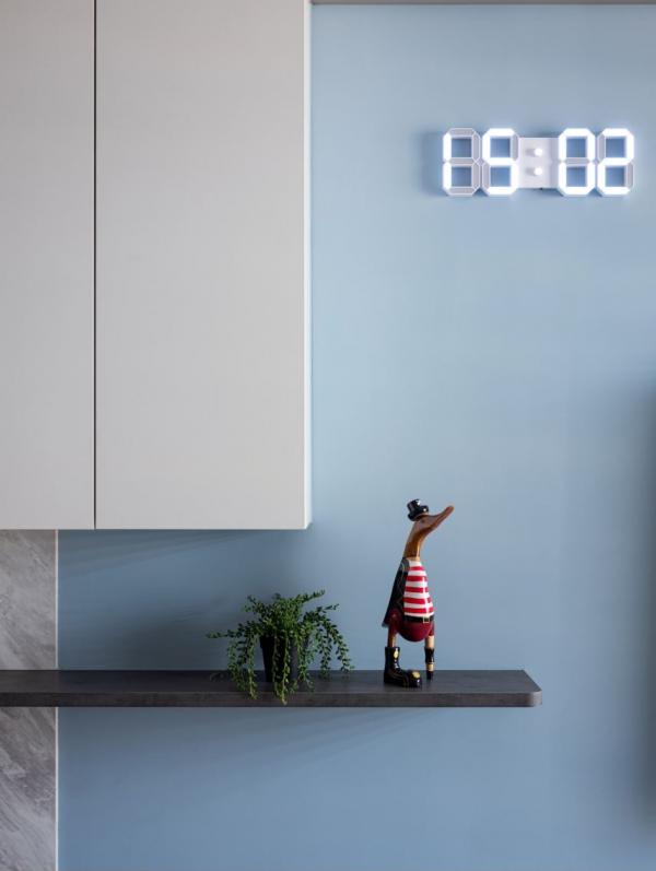 太牛了！租房男女第一個新家，僅50㎡擁有90㎡收納面積