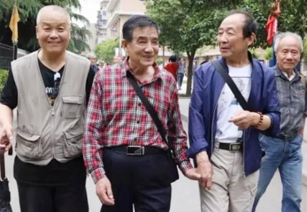 張靈甫長子,和父親只見過一次,當了20年教師,從不主動接受採訪 張靈甫長子,和父親只見過一次,當了20年教師,從不主動接受採訪