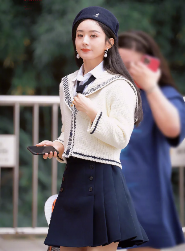 天吶！迪麗熱巴怎麼突然變醜了？​