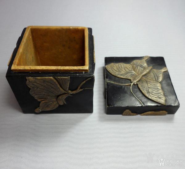 兵部官印失竊激怒嘉慶,鐵帽子王被拔去花翎,一眾官員被削為奴 兵部官印失竊激怒嘉慶,鐵帽子王被拔去花翎,一眾官員被削為奴