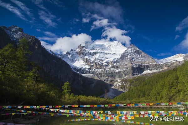國家地理評選出“中國最美的十大名山”,去過一半以上的厲害了 國家地理評選出“中國最美的十大名山”,去過一半以上的厲害了