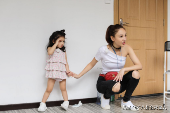 港臺藝人徹底內地化：內地定居、學普通話、讓孩子讀頂級名校