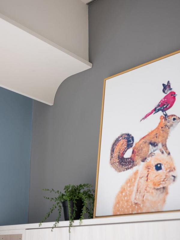 太牛了！租房男女第一個新家，僅50㎡擁有90㎡收納面積