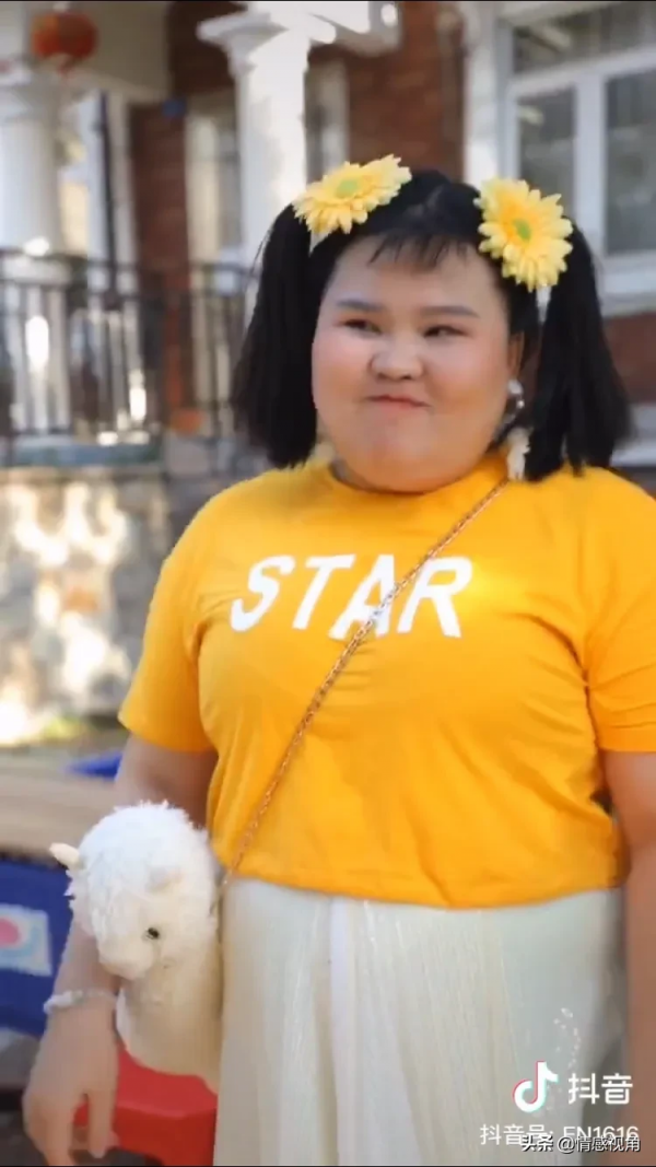 從“超級網紅”到無人問津，表哥覃進展，網際網路4年經歷了什麼