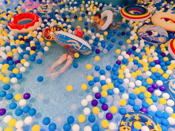 &OpenCurlyDoubleQuote;媽媽，快帶我去撒歡兒！&rdquo;