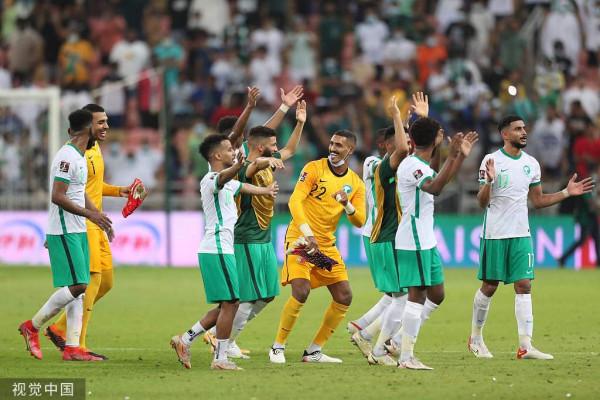 沙特媒體:沙中戰是小組最強對陣最弱 劍指3分力爭最快出線 沙特媒體:沙中戰是小組最強對陣最弱 劍指3分力爭最快出線