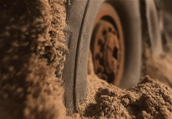 iPhone 虎年呈獻：《捲土重來》開映