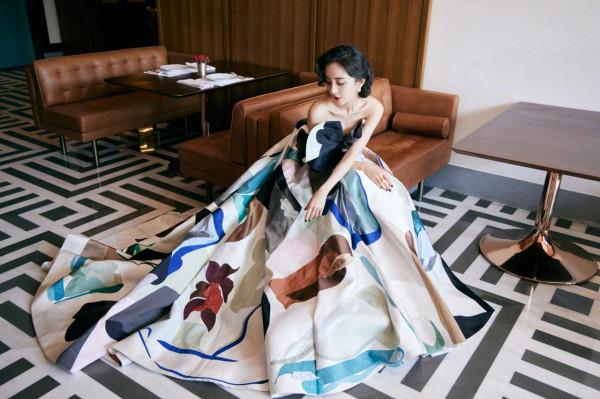 236號“女神”楊冪