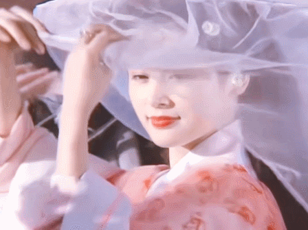 亞洲10大美人今昔顏值對比,有人中年顏垮,有人優雅老去,差距大 亞洲10大美人今昔顏值對比,有人中年顏垮,有人優雅老去,差距大