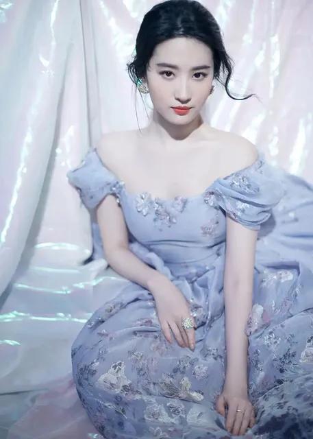 劉亦菲身材發福？她還是那個小龍女嗎