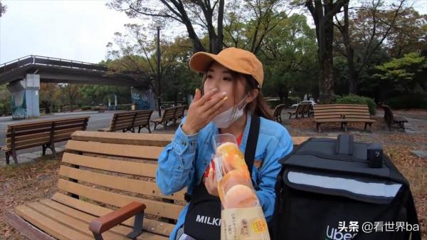 日本單身女孩東京送外賣，每天從早忙到晚，一天跑9單賺了多少？