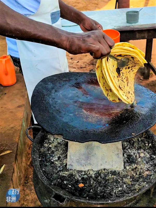 非漂打工族的心酸——非洲手抓餅聊解思鄉之情