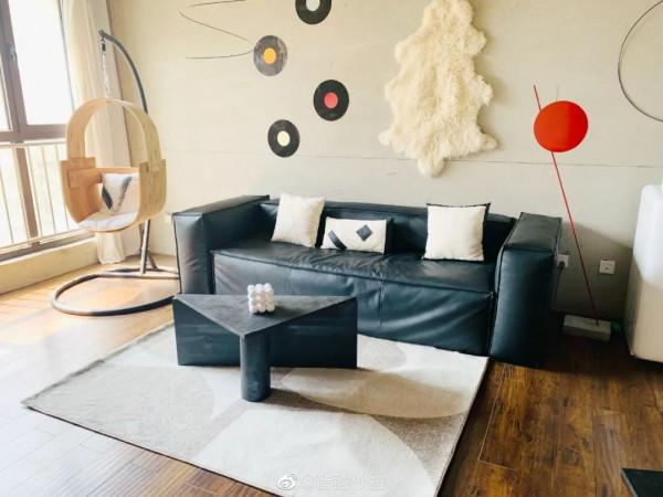 90後女護士爆改130平毛坯房，花1萬元打造出敘利亞“貧窮風”豪宅