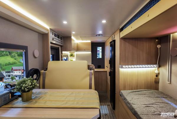 征服荒野！實拍評測中天探險者洲際越野房車，基於德國MAN打造