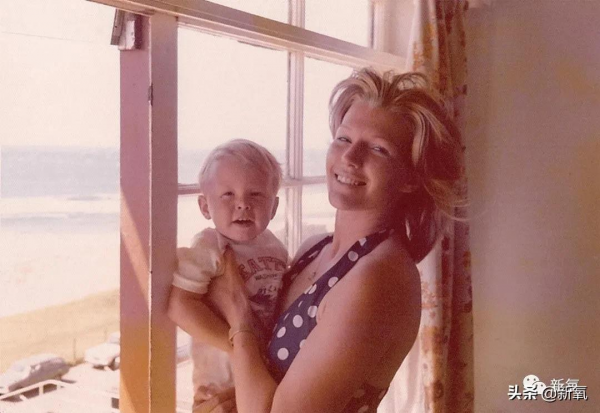 白髮超模“超長續航”的人生