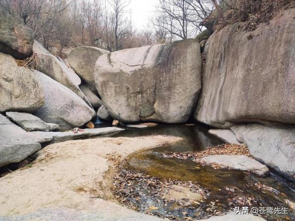 戲水玩沙、溜冰、探尋紅石。免費休閒遊玩好去處-魯山紅河谷 戲水玩沙、溜冰、探尋紅石。免費休閒遊玩好去處-魯山紅河谷