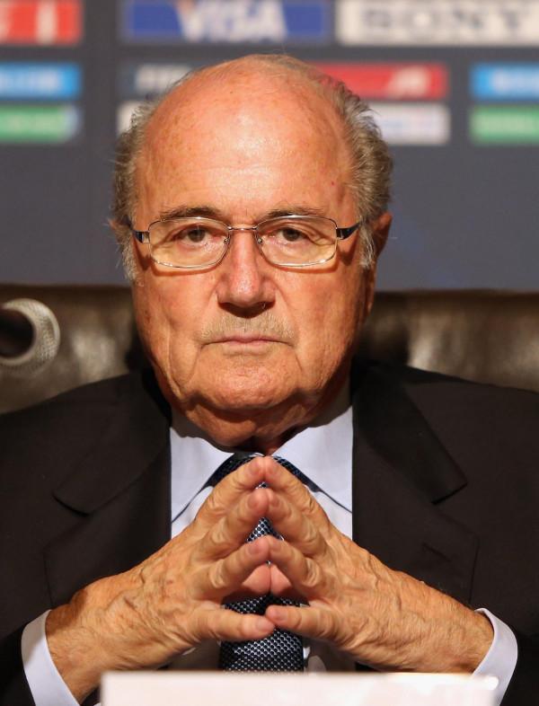 交出國際足聯權力後還要入獄，85歲布拉特被控欺詐將受審