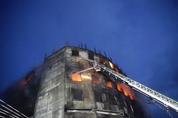 16人死亡!只因這裡被鎖住 16人死亡!只因這裡被鎖住