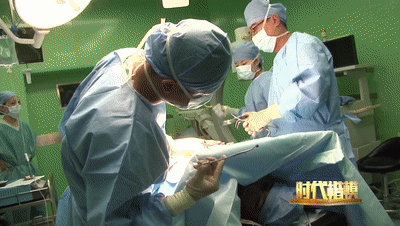 《和平之舟》多次令觀眾淚水“破防”,但其原型故事更感人 《和平之舟》多次令觀眾淚水“破防”,但其原型故事更感人