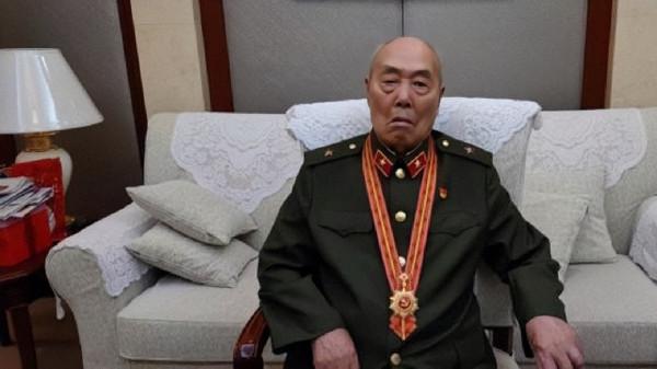 2021年授勳，中央下令將王佔山抬進人民大會堂，他有何特殊身份？